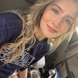 Meet your Posher, Anya